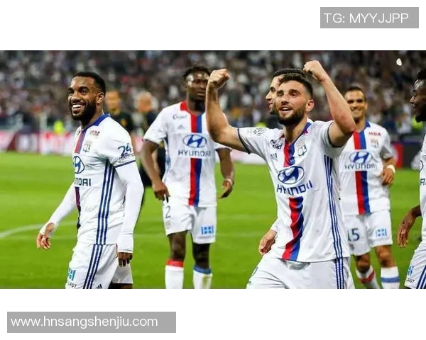 法甲精彩对决朗斯主场迎战波尔多全力争胜展现球队实力