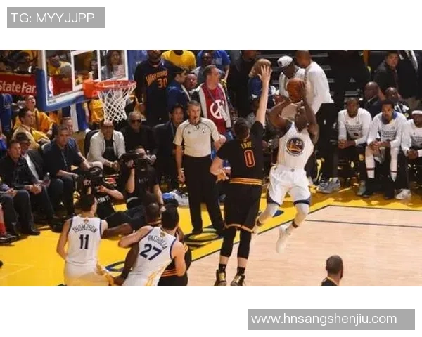 骑士与勇士总决赛四战全景回顾与精彩瞬间分析